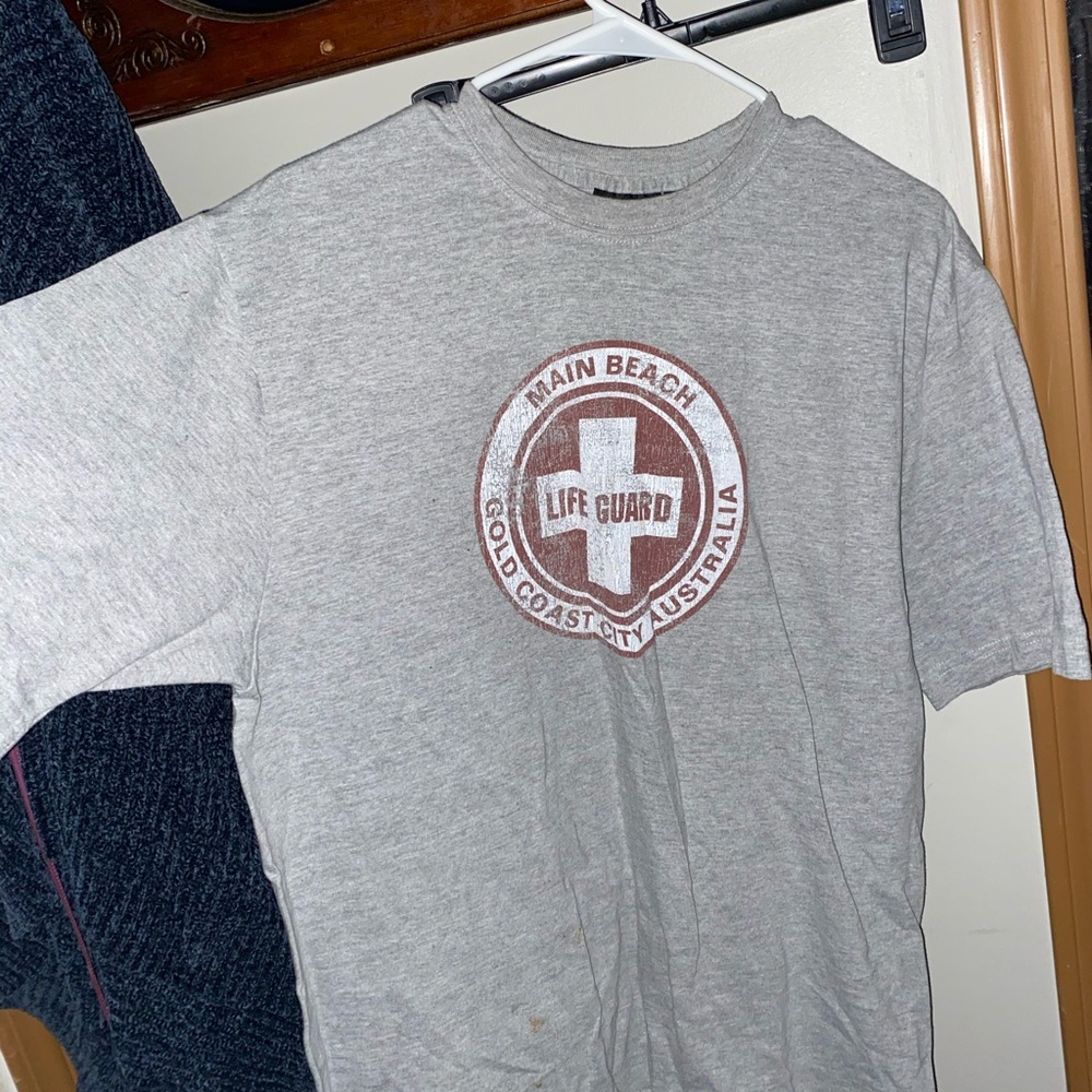 t shirt